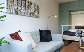 Sunny Modern Studio - Cismigiu Park & Old Town